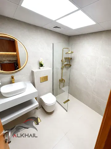 High Floor Furnished Studio | Full Lake View | Upgraded | Parking