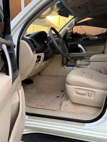 2018 Toyota LAND CRUISER 照片 13