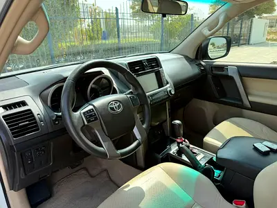 2013 Toyota PRADO — миниатюра 14