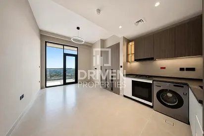 Vibrant community | High Floor | Vacant Unit