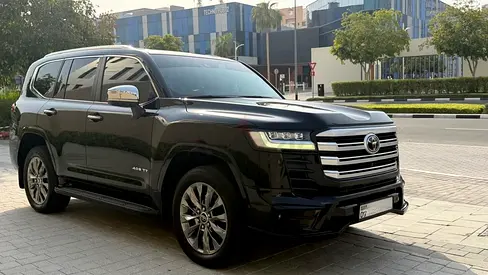 Toyota Land Cruiser 3.5L VXR 2022 | GCC Specs | Full Service History