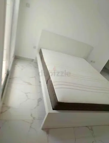 IKEA malam bed with mattress King size bed 2 storage drawers underneath is available