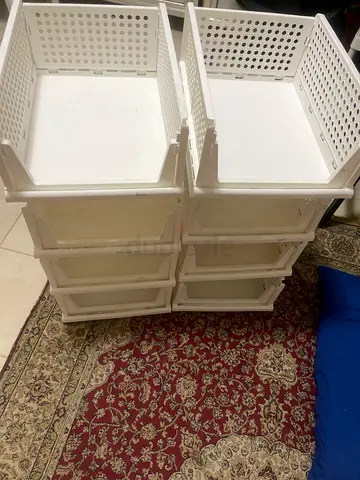Set of 6 White Plastic Stackable Storage Drawers / Organizers