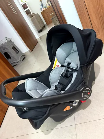 Infant car seat