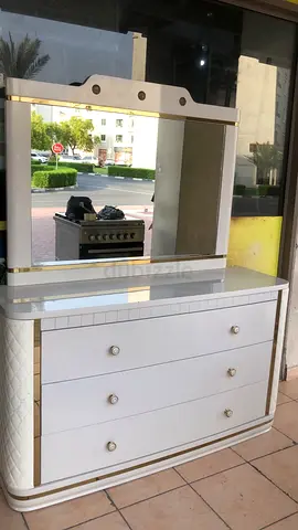 White Dresser with Large Mirror - 3 Drawers, Good Condition