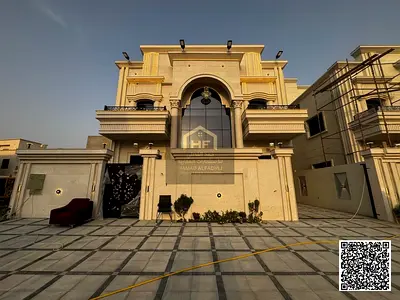 For sale: Classic villa, ground floor, first floor, and roof, at a special price. Freehold ownershi