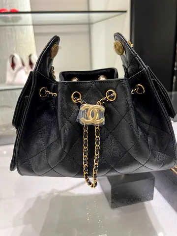 Brand new Chanel 25 mini caviar gold hardware