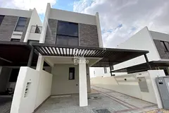 Single Row End Unit | Rare 3br plus Maid | Vacant