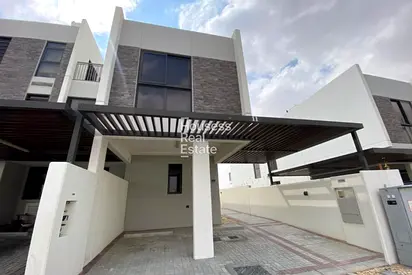Single Row End Unit | Rare 3br plus Maid | Vacant
