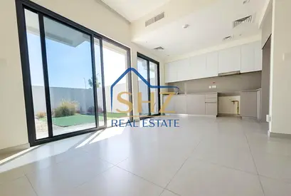 Single Row | 4 Cheques | Landscaped | Vacant
