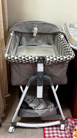 Portable baby bassinet / cradle with canopy — good condition