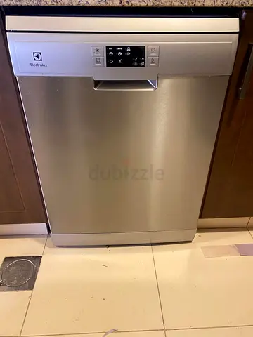Selling Electrolux Freestanding Two Rack Dishwasher