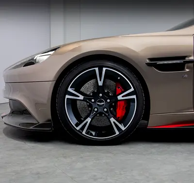 2017 Aston Martin VANQUISH — миниатюра 15