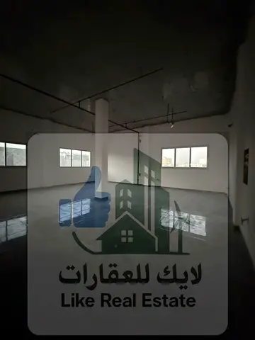 🔥 شبرة للإيجار في الجرف الصناعية 2 – مساحة كبيرة + 2 ميزانين + كهرباء عالية ⚡