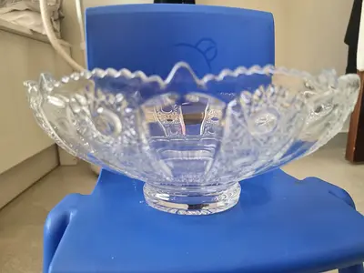 Clear Crystal Decorative Serving Bowl - Medium Size