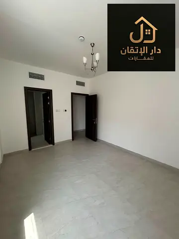 غرفتان وصالة أول ساكن للإيجار السنوي في البوطينة | 2 حمام | تكييف مركزي | مرونة في الدفع