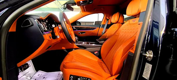 2021 Bentley FLYING SPUR 照片 6