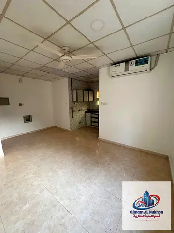 Beautiful Al Qulaiaa studio, separate kitchen, huge space, 6 payments, cheque deposit, free maintenance. Prime location near Corniche.