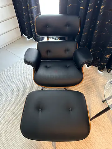 Reading Chair with otoman