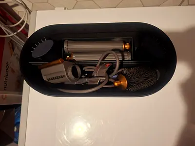 Dyson Airwrap set with multiple attachments - good condition