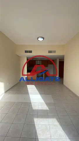 HOT DEAL / 2BR WITH HUGE LAYOUT / WELL MAINTAINED /