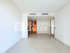 Vacant | Branded Unit by Vida | Top Floor