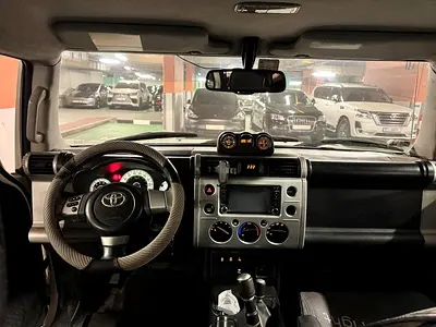 2010 Toyota FJ CRUISER photo 5