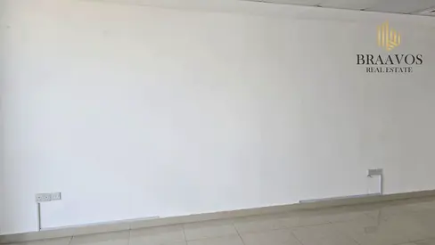 FITTED | UNFURNISHED | MULTIPLE PAYMENTS