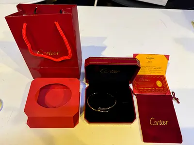 Carter nail bangle highly quality best for gift (Rose Gold)
