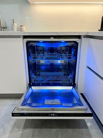 Siemens iQ700 Built-In Dishwasher – Latest Model | Premium German Quality