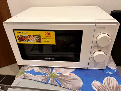 Krypton 20L Manual Microwave Oven - Good Working Condition