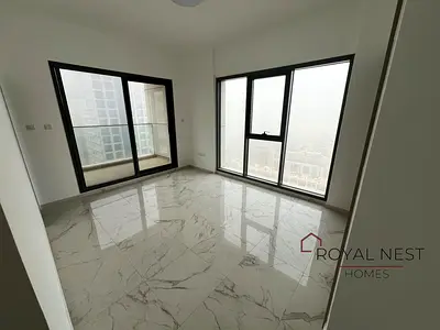 Closed kitchen | Large Layout | Pool View