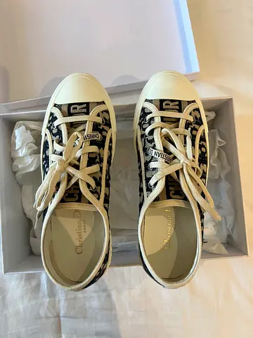 Dior Walk’n’Dior Oblique Sneakers, Size 37.5, Worn Once