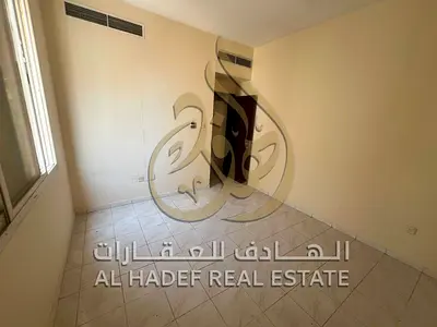 غرفة وصالة في النباعة، تكييف وغاز مركزي، بسعر مناسب ودفع مريح على 4 دفعات. خيار عملي للسكن في موقع قريب من الخدمات.
