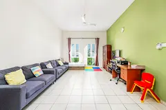 Mediteranean | U Type | Middle Floor | Rented