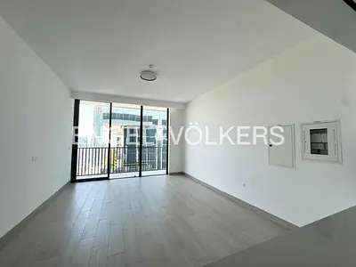 Unfurnished | High Floor | Upgraded