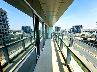 2BR+M | Partial Sea View | Pristine Condition