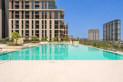 Park view | Brand New | Close to Mall