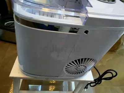 Portable Countertop Ice Maker - new without box