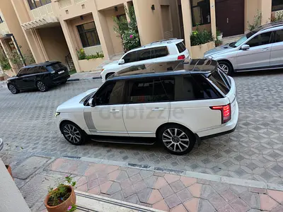 2016 RANGE ROVER HSE V8 LADY OWNER GULF SPECS - FULL-SERVICE HISTORY ( PREMIER MOTORS )