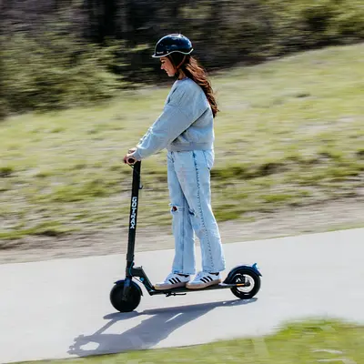 g3 plus GoTrax Electric Scooter