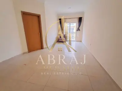 Luxury Big size 1bhk with 2washroom and balcony 32k available Close to maliha road
