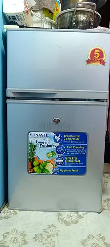 Sonashi Compact Refrigerator Freezer - Small Double Door Fridge, Brand New Good for 2 person.