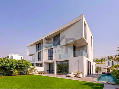 Large PLot | Luxury Villa | Rare