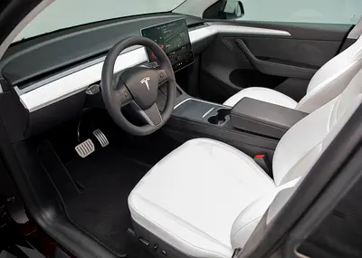 صورة 10 لـ 2023 Tesla MODEL Y