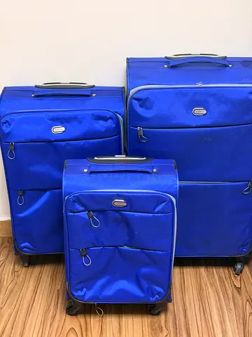 Set of 3 Blue Soft-Shell Suitcases with Wheels - Used