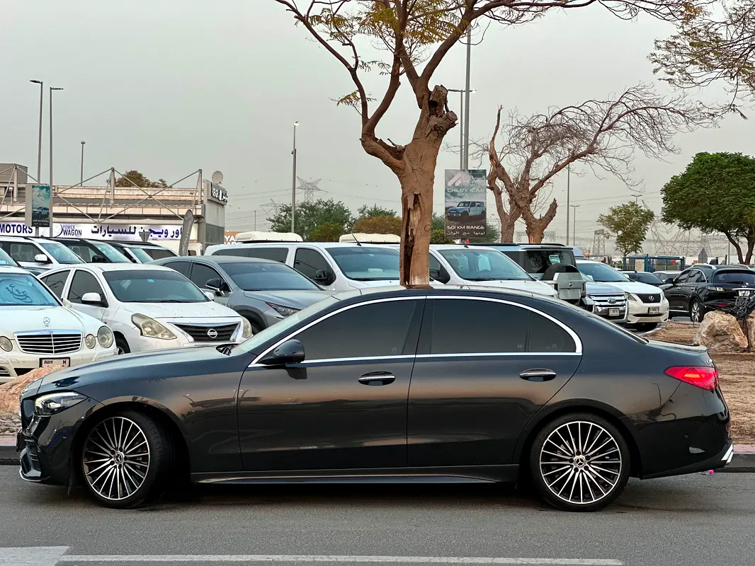 Mercedes-Benz C-Class 2023