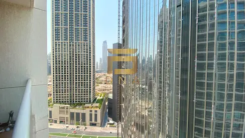 Well Maintain Partial Burj Khalifa View Mid Floor