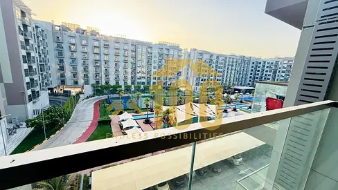Modern Unit | Premium Amenities | Ready to Move