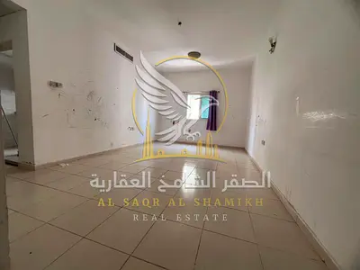 شقة غرفة وصالة للايجار السنوي في منطقة الناصرية مساحة واسعة تشطيب حديث موقع متميز علي الشارع العام اطلالة مفتوحة
